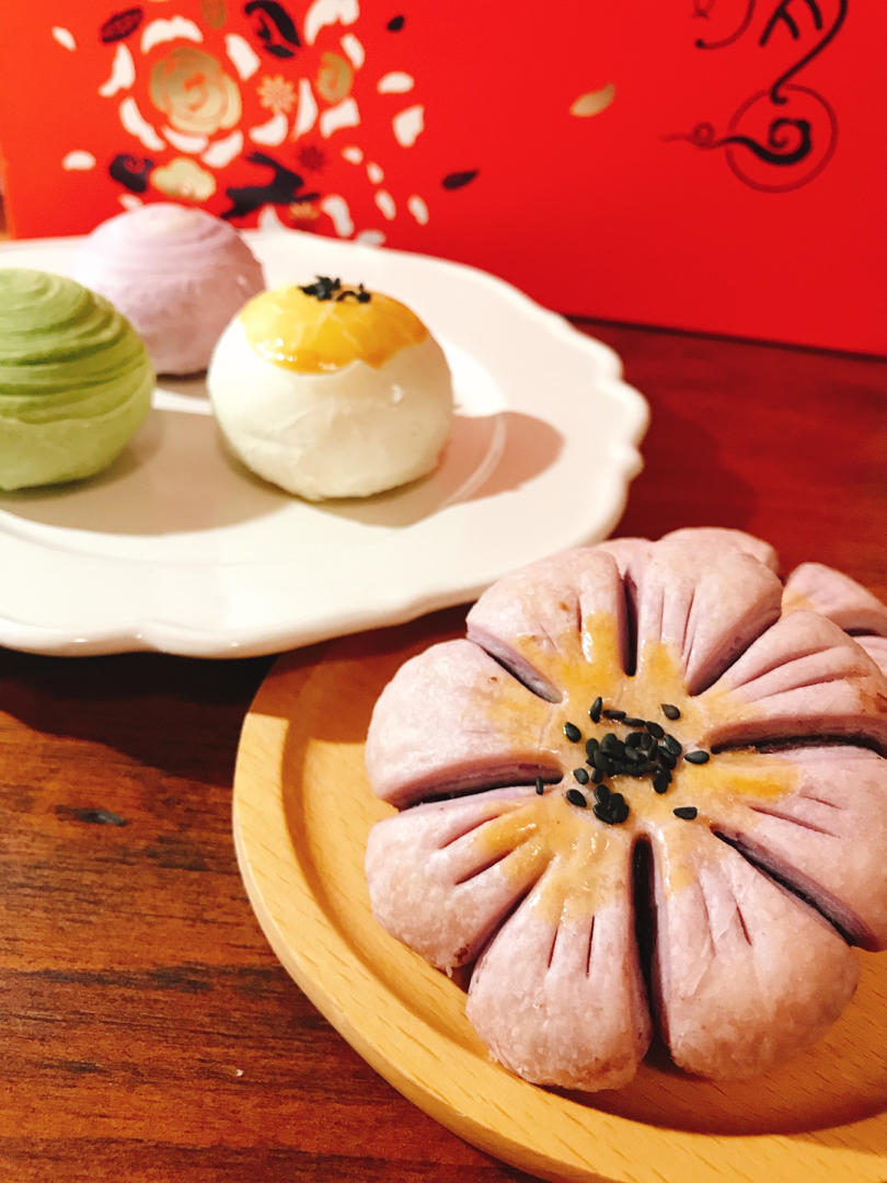 中式酥点（豆沙酥、菊花酥、葵花酥）