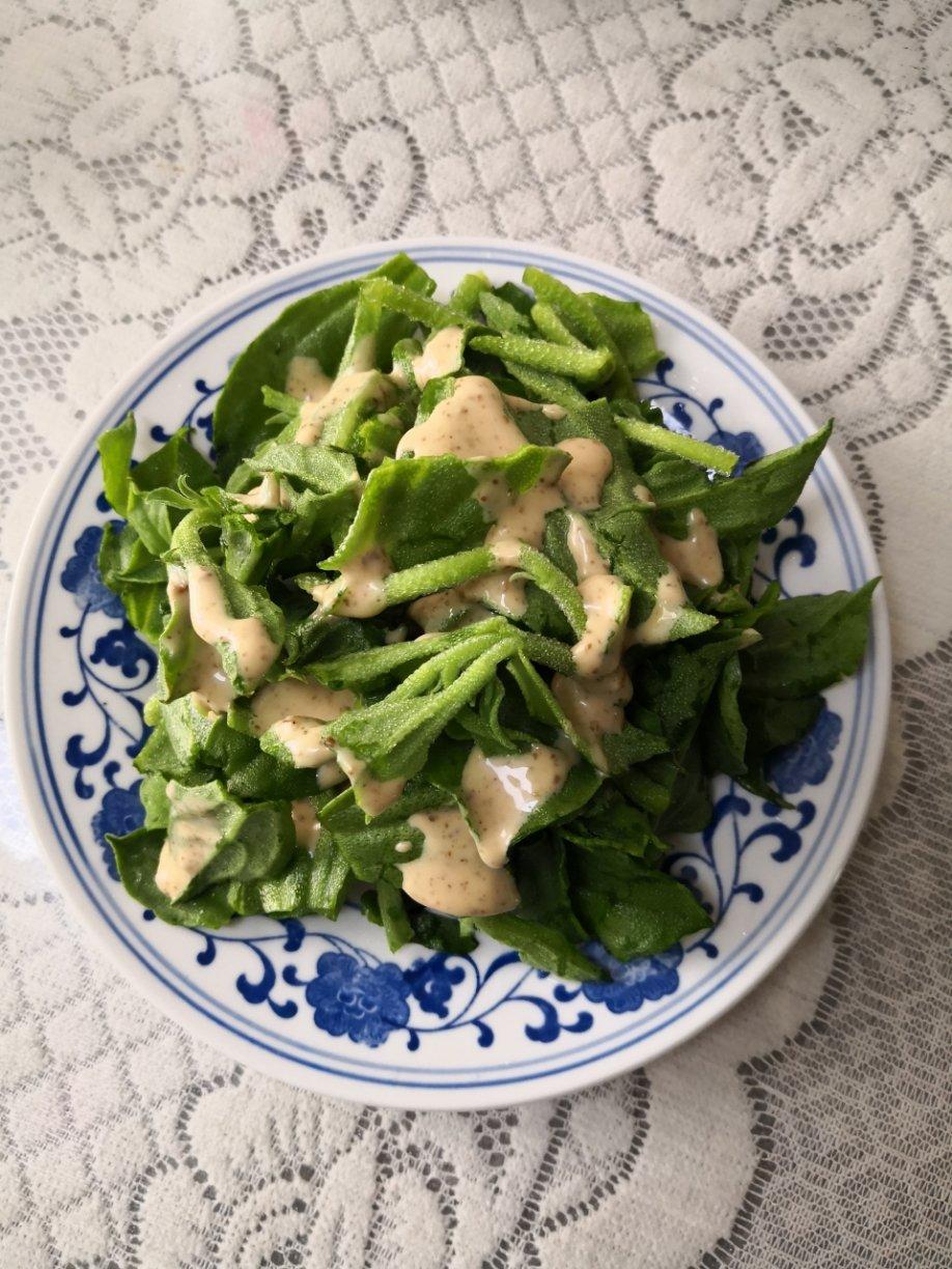 春意盎然拌冰草