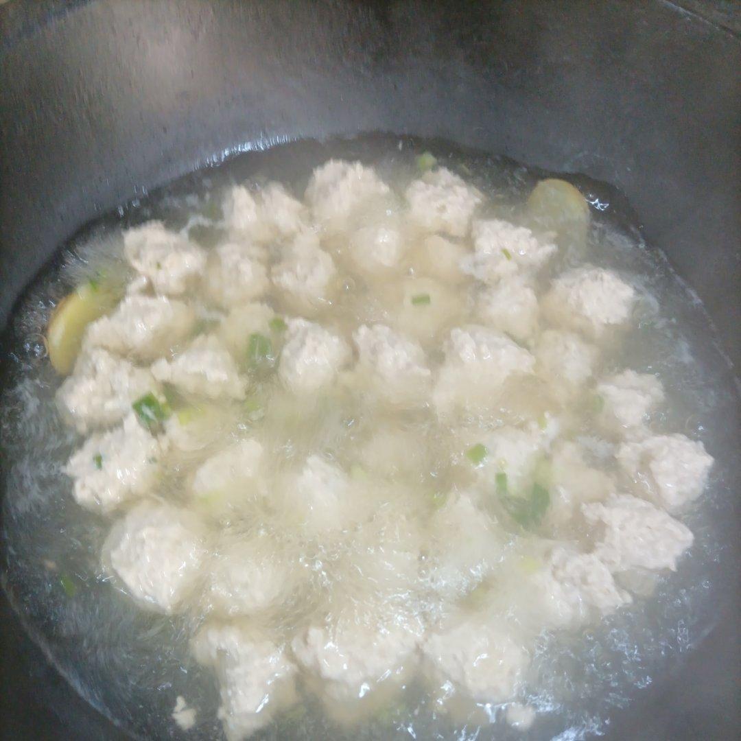 猪肉丸子汤