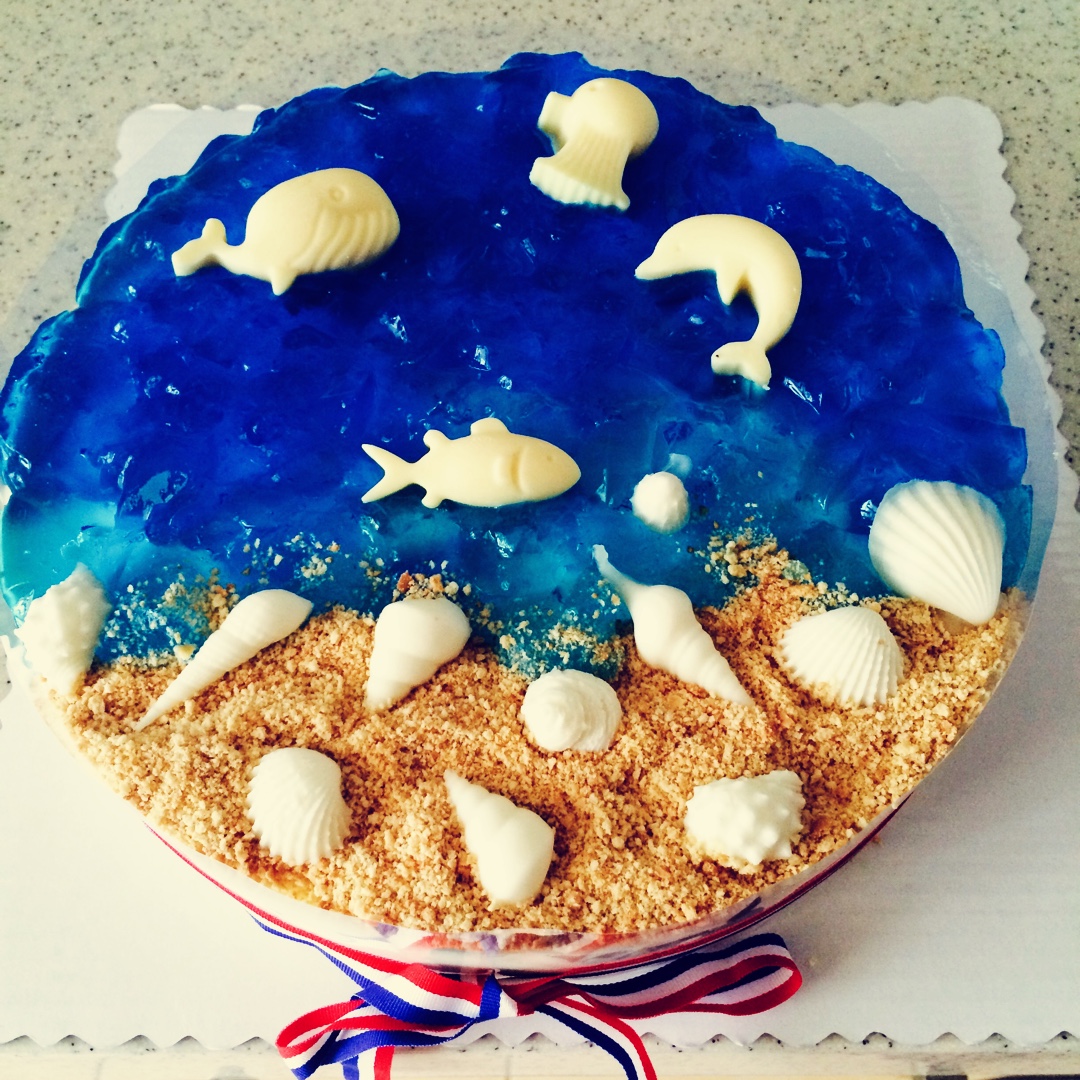 生存之上生活之下做的海洋蛋糕