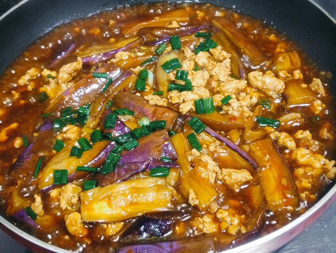 开胃下饭菜！巨简单的家常鱼香茄子煲