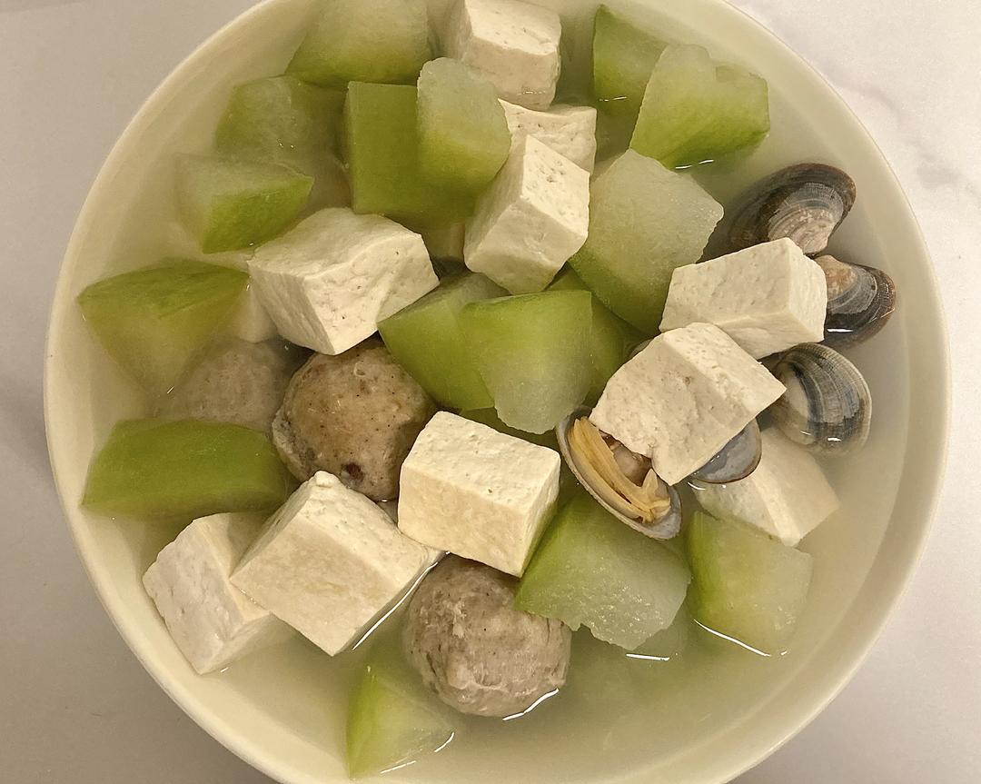 花蛤冬瓜豆腐汤