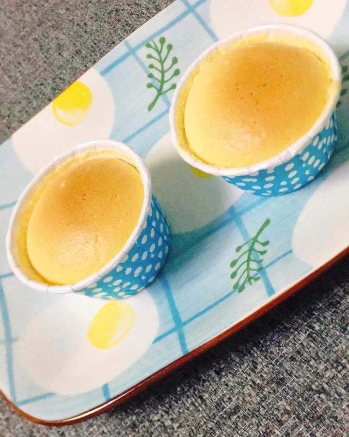 不塌，不裂，很润，很嫩的纸杯蛋糕