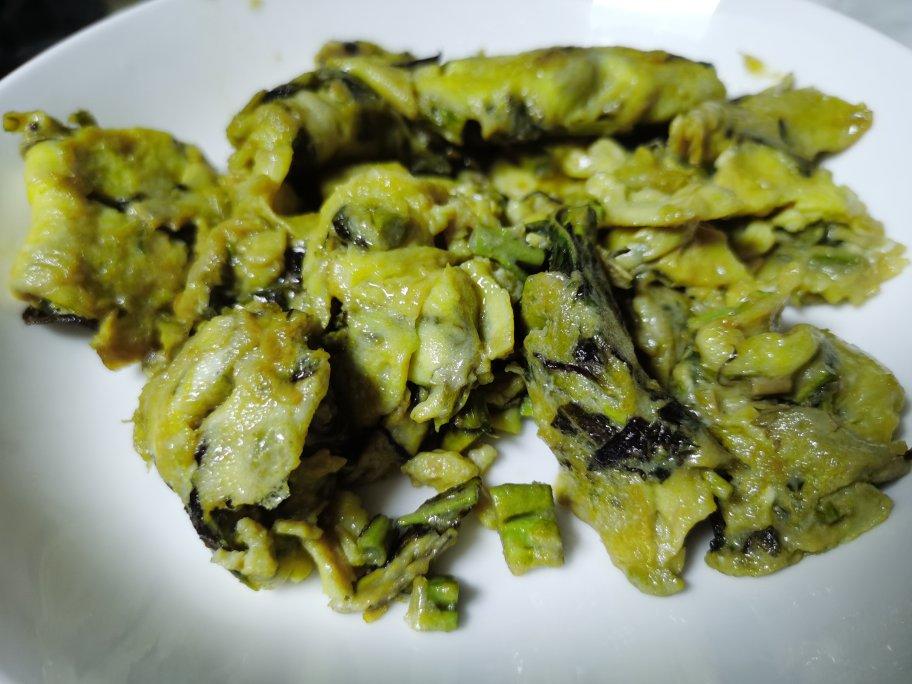 家常做法饭店味道的香椿炒鸡蛋