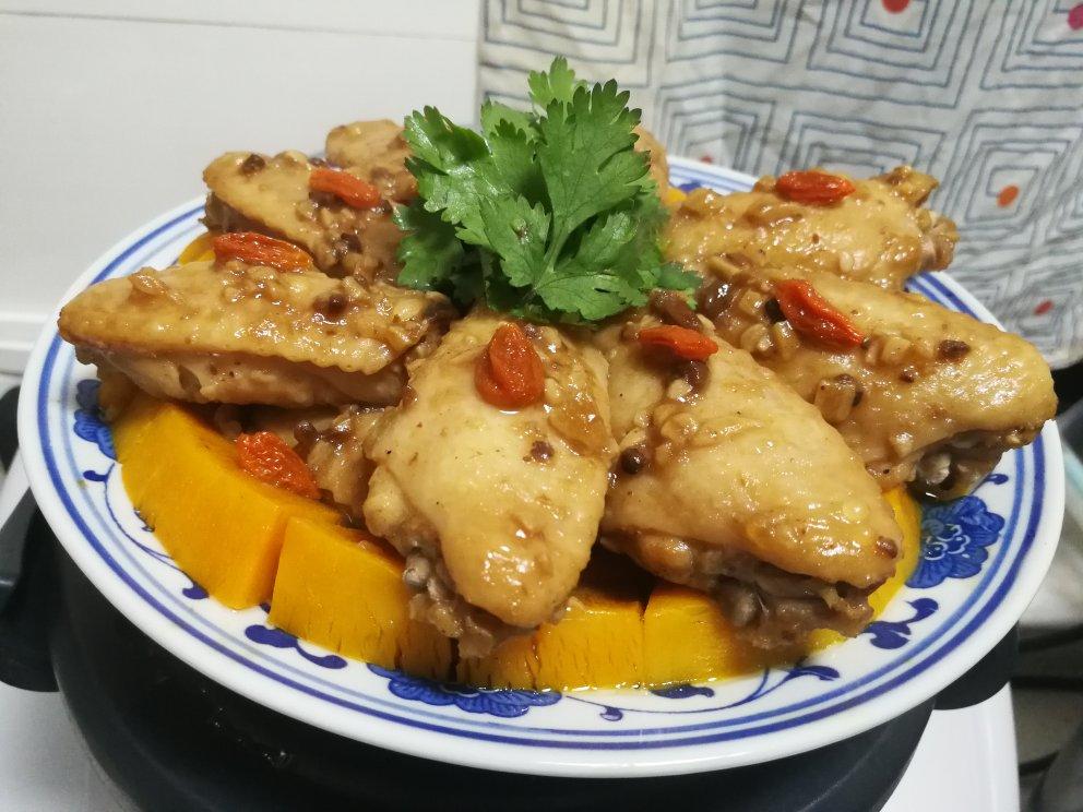 荷香糯米蒸膏蟹 & 豉汁金瓜蒸鸡翅