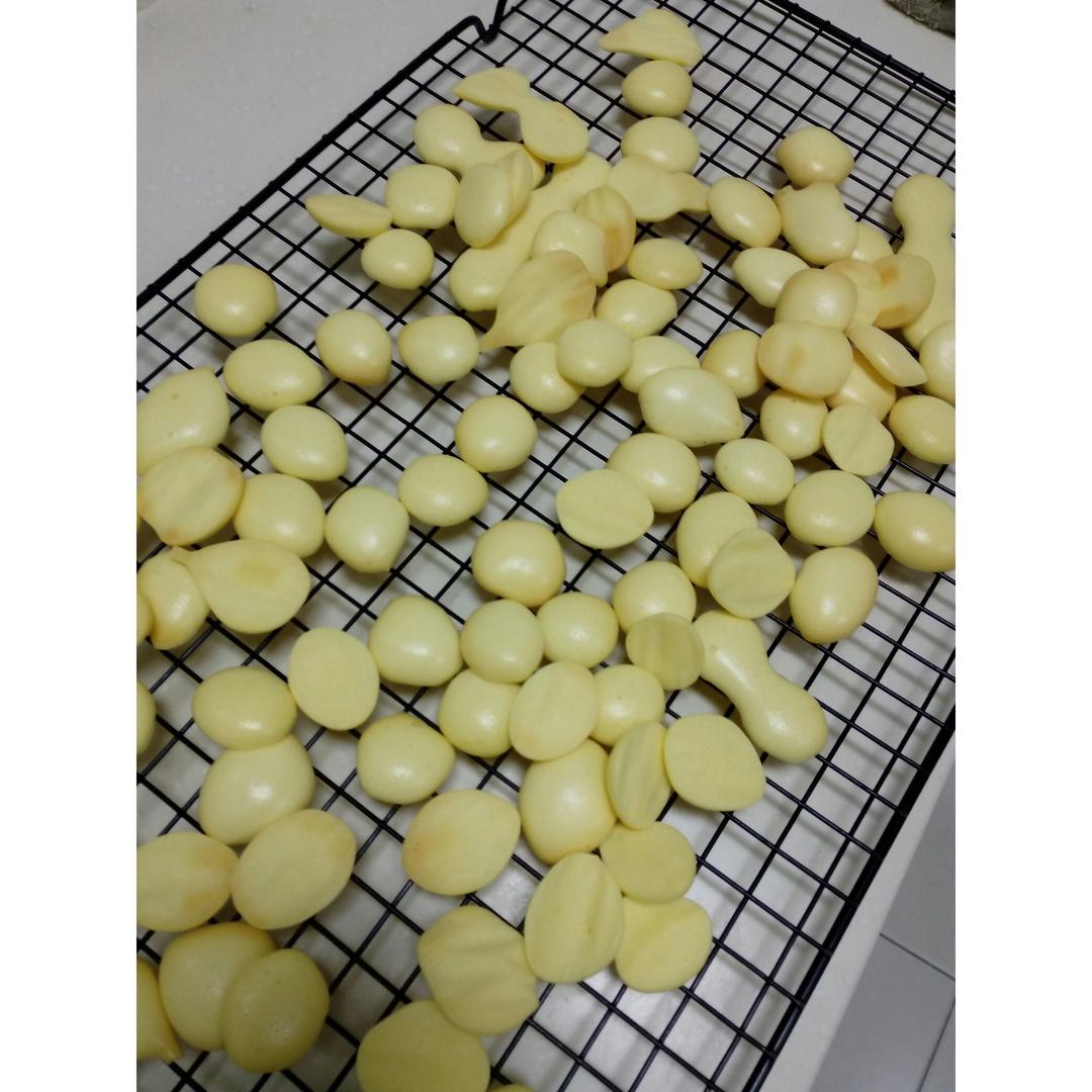 入口即化的蛋黄小饼干