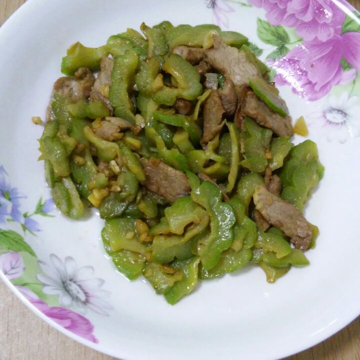 苦瓜炒肉