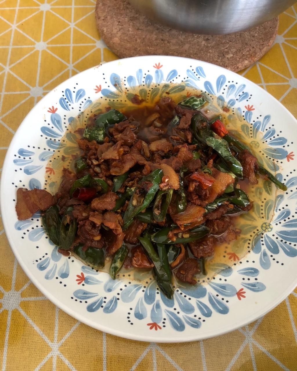 农家小炒肉【记忆中勾魂的油汤】
