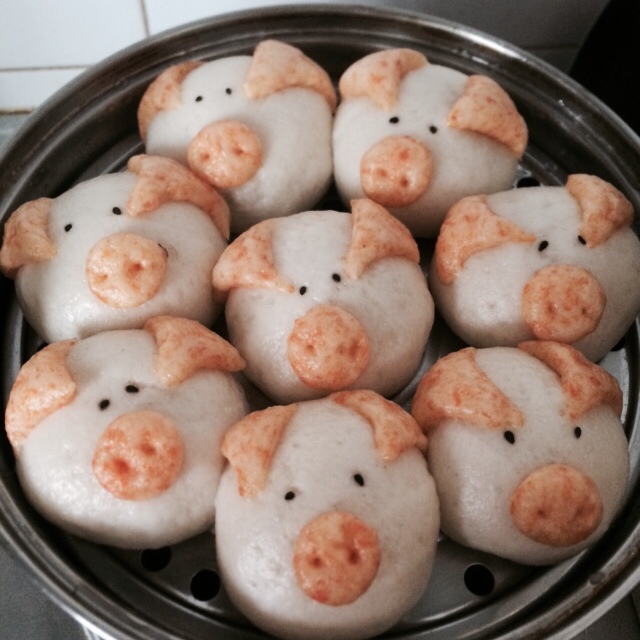 可爱的小猪豆沙包