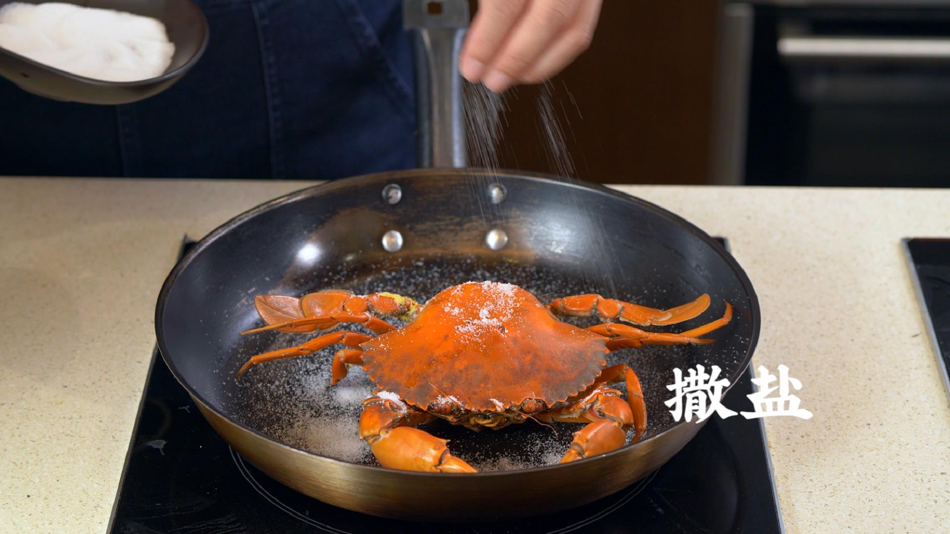 清蒸黄油蟹的最佳吃法！满口流油！冰镇大法！的做法 步骤17