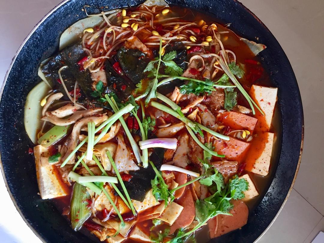 自制麻辣重庆火锅