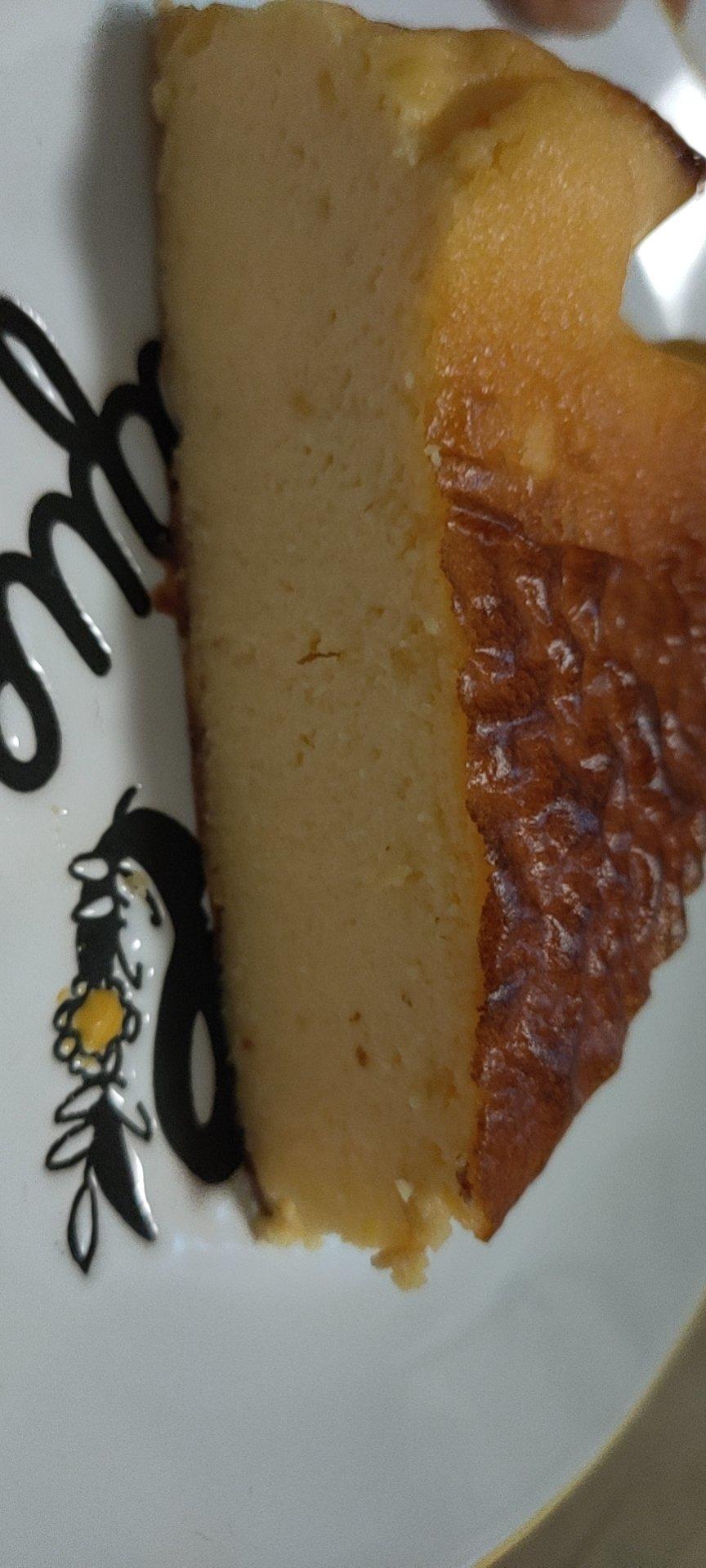 小山进公开食谱-使用大量牛奶，无淡奶油的巴斯克乳酪蛋糕