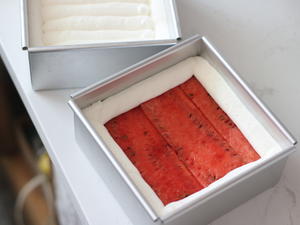 夏季专属|悉尼有名的草莓西瓜蛋糕（调整减糖版）的做法 步骤16