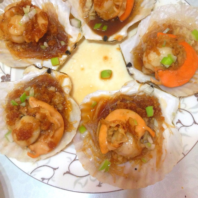 蒜蓉粉丝蒸扇贝