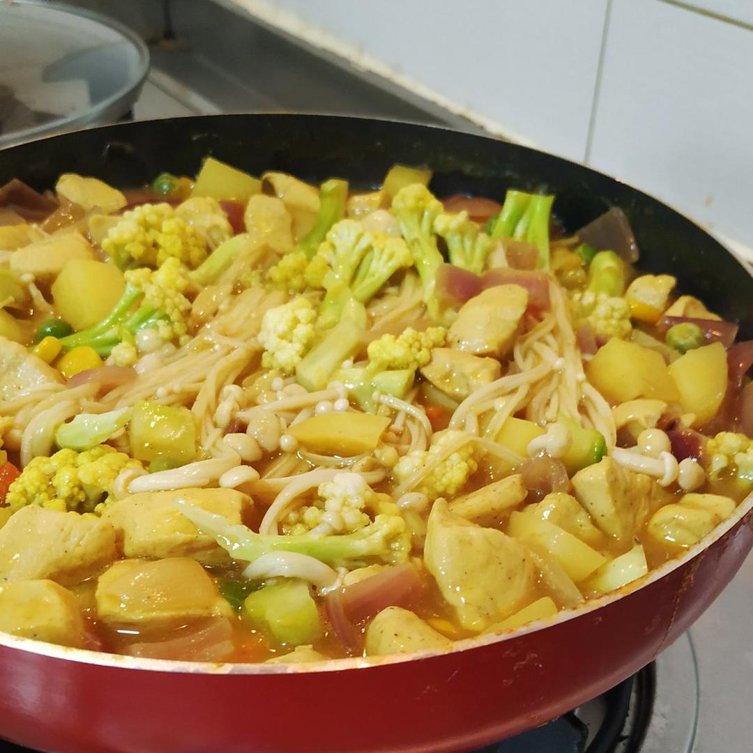 咖喱鸡肉饭