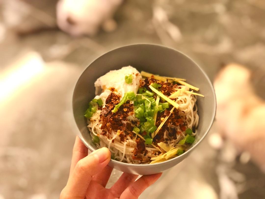 糊辣椒葱油拌面