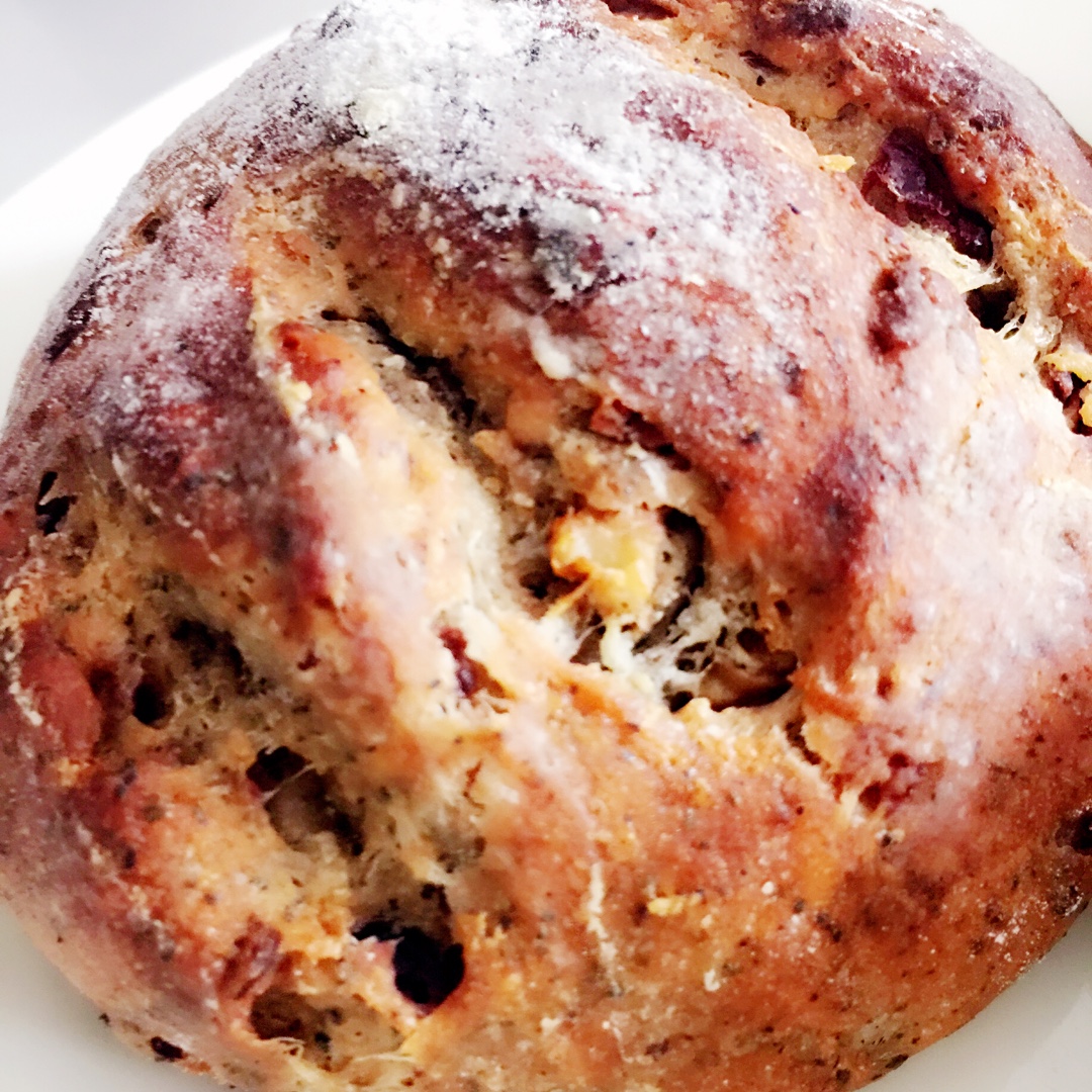 果料满满-红茶蔓越莓核桃面包