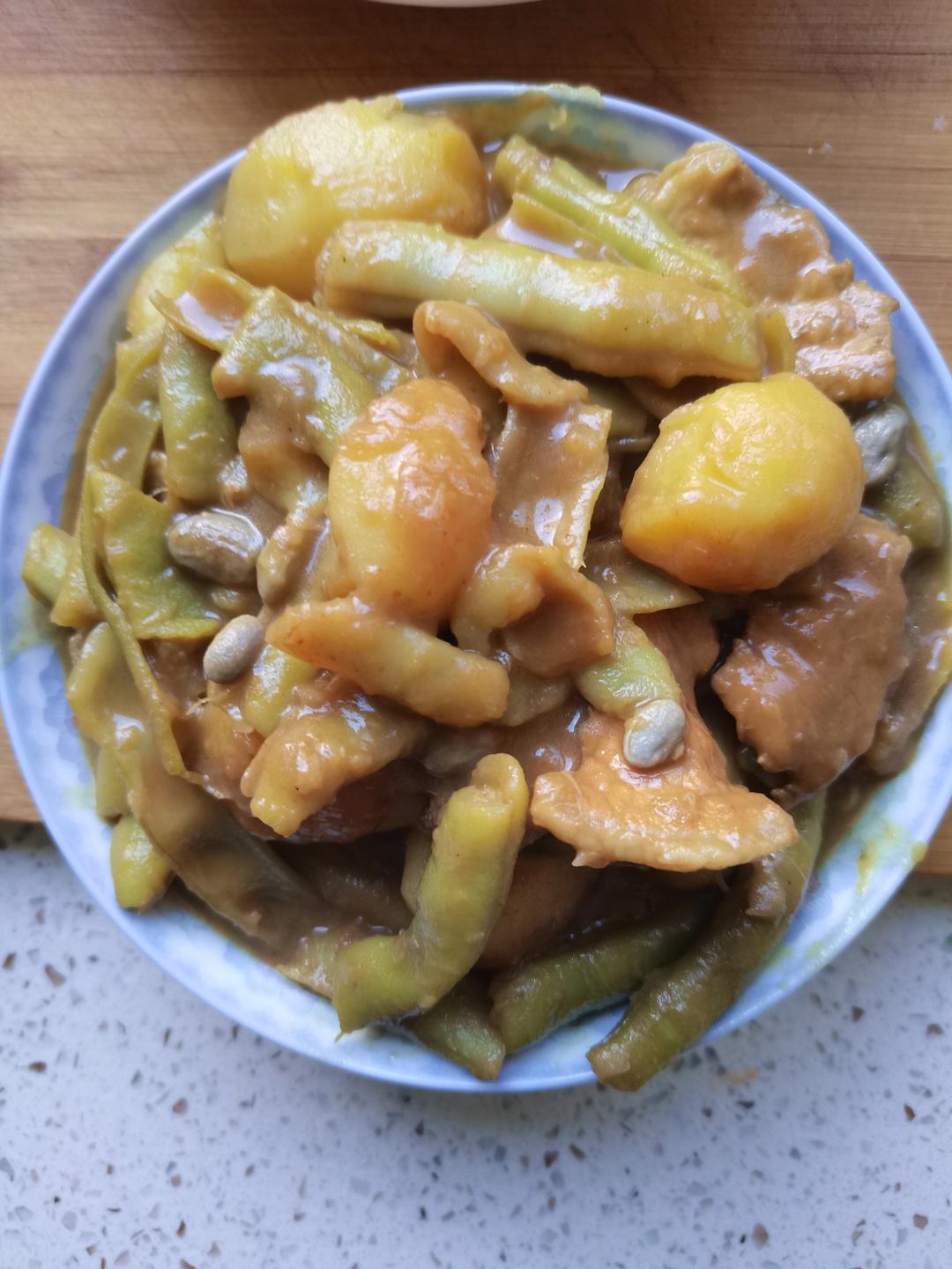 豆角炖肉炖土豆