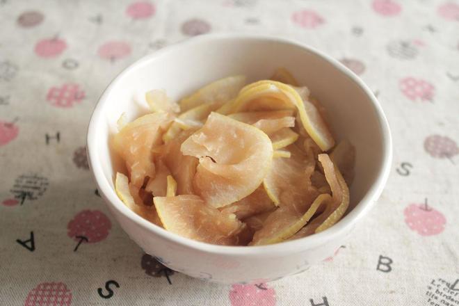 柚子皮小菜的做法
