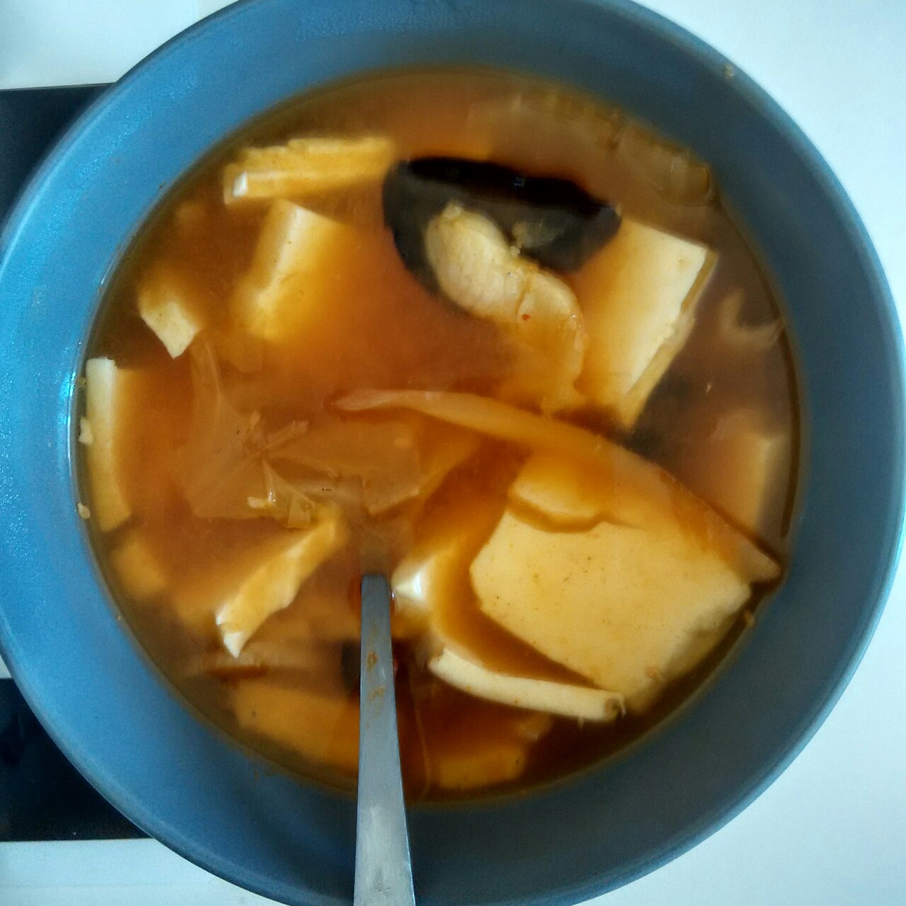 番茄龙利鱼豆腐汤