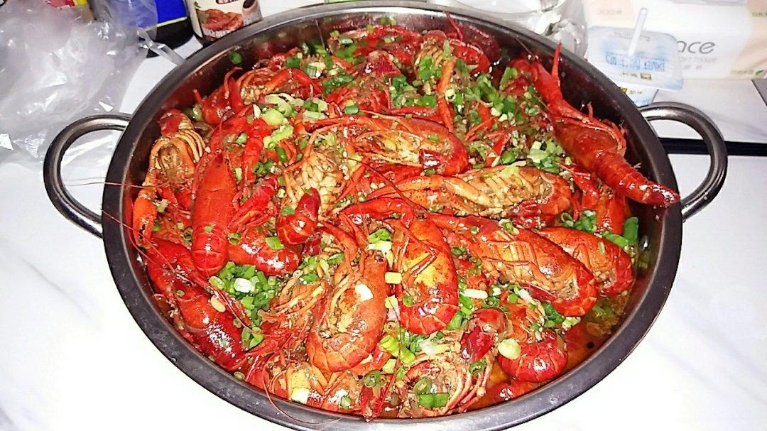 麻辣小龙虾