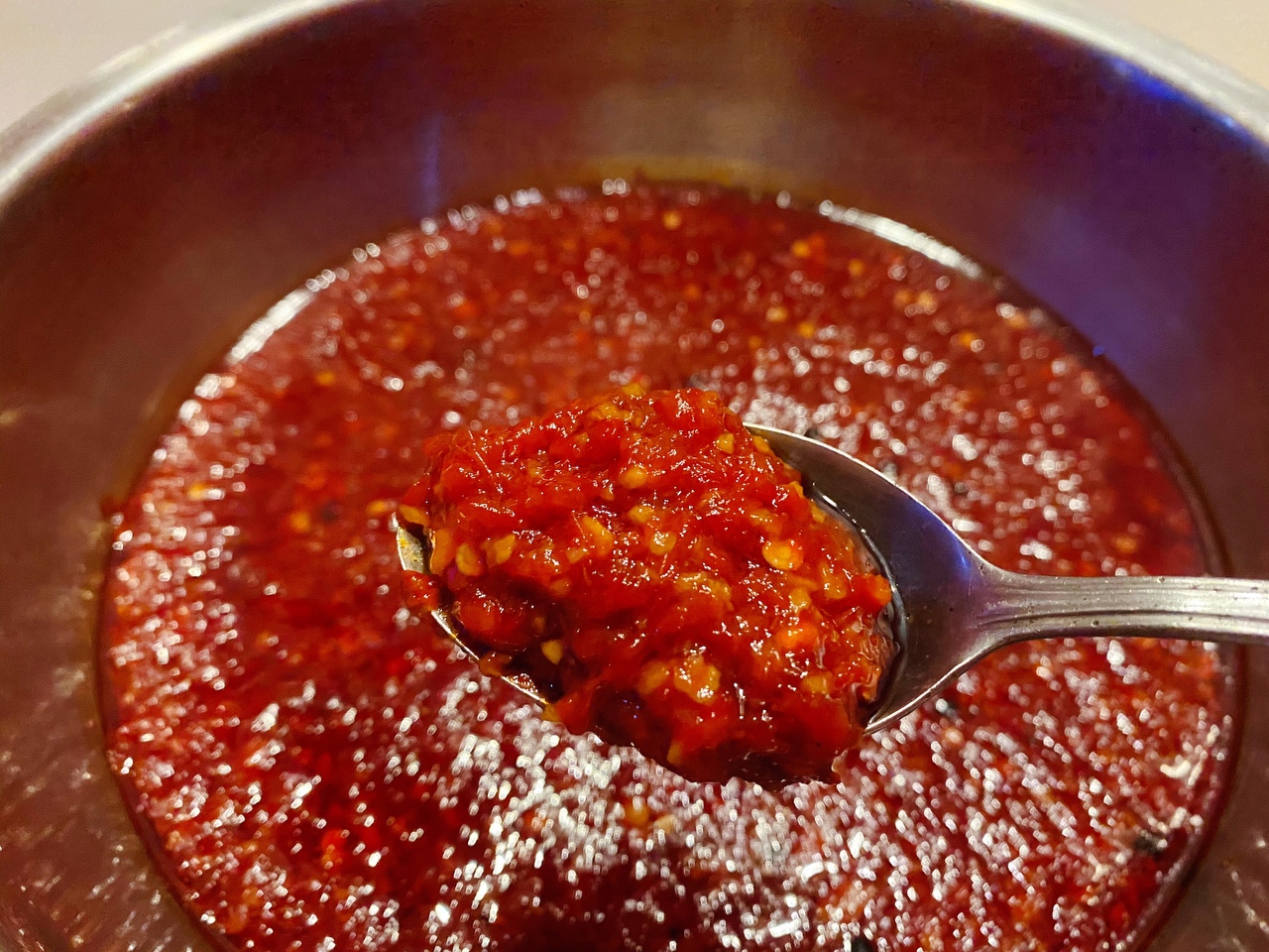 辣椒酱 一一 超级简单一次成功！拌饭 夹馒头 蘸菜 烤肉蘸料等~ 都好吃！🌶️的做法