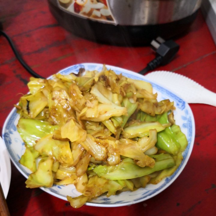 手撕圆白菜-新手下厨 Dry Chilli Cabbage