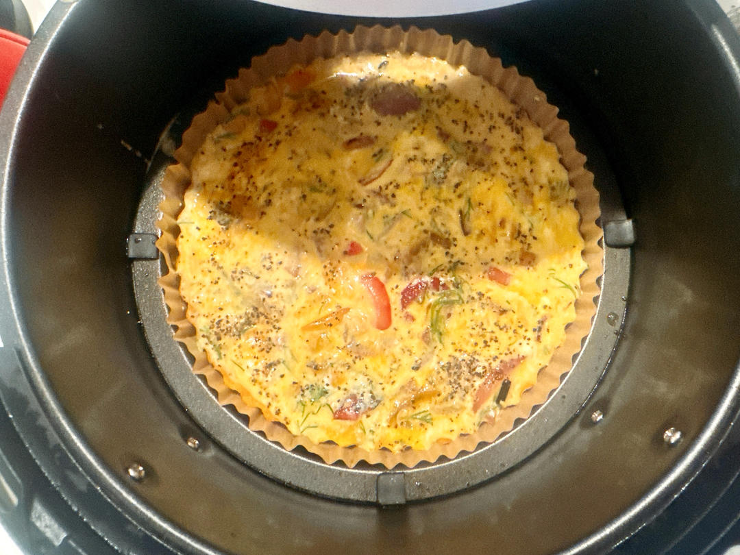 烟熏三文鱼莳萝法式咸塔Smoked Salmon,Dill and Sour Cream Quiche