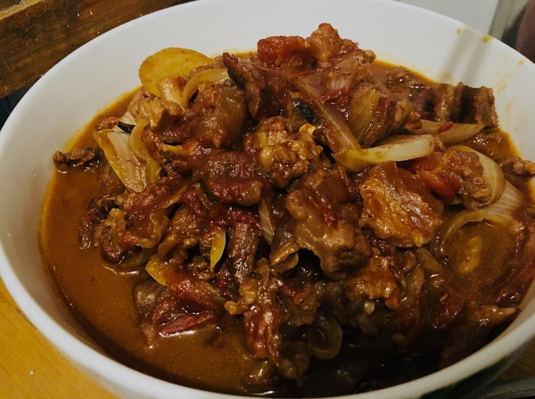 蕃茄炖牛筋（快速法）