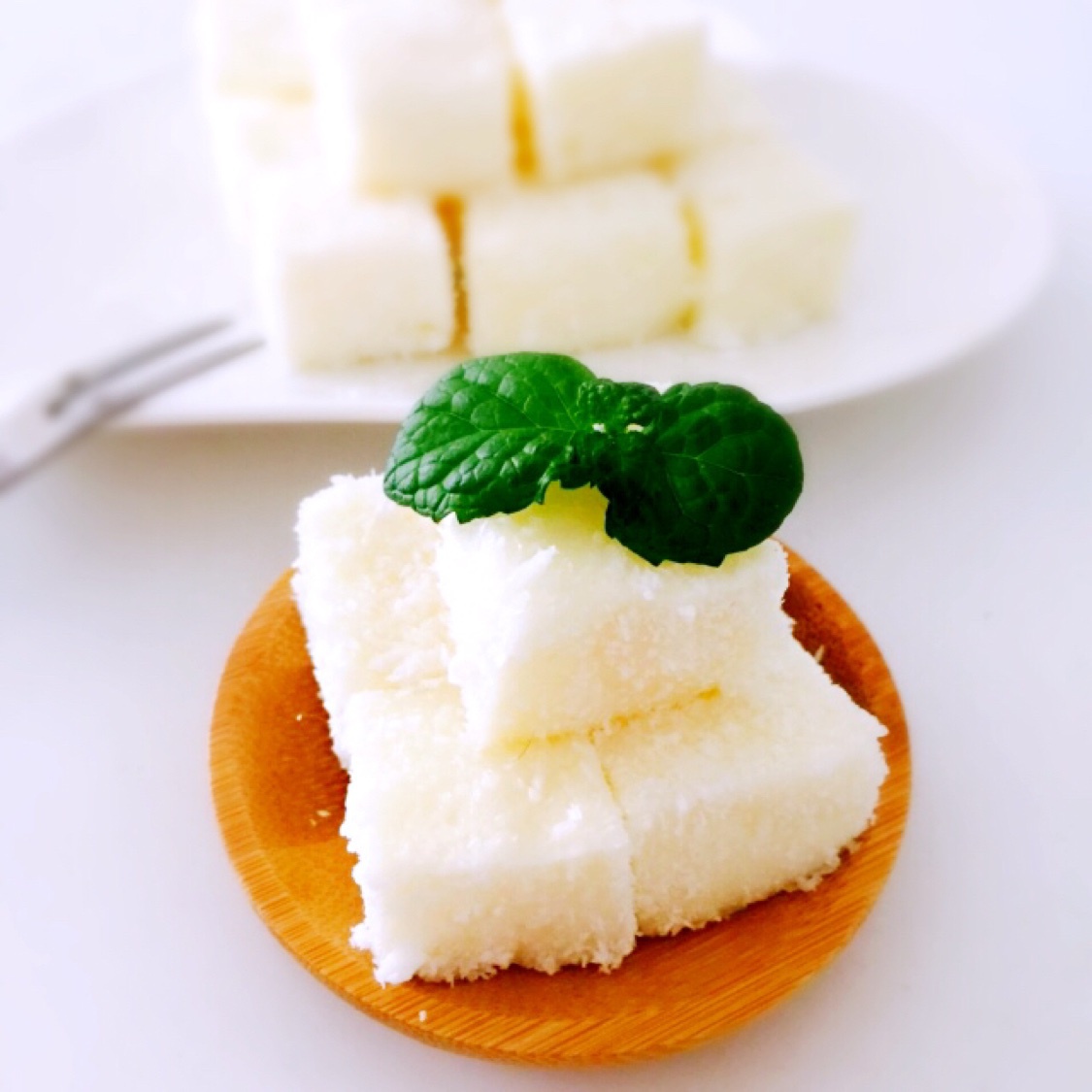 抹抹抹抹茶er做的椰丝牛奶小方糕