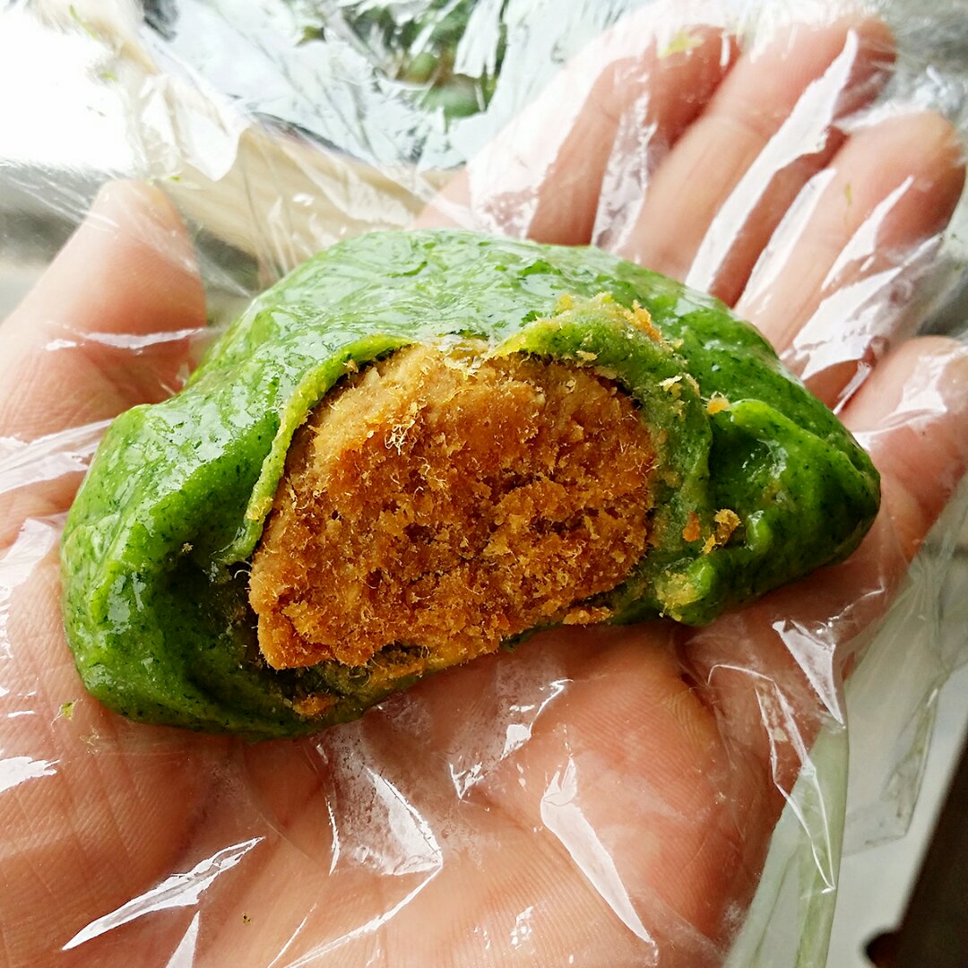 新晋网红【杏花楼 咸蛋黄肉松青团】