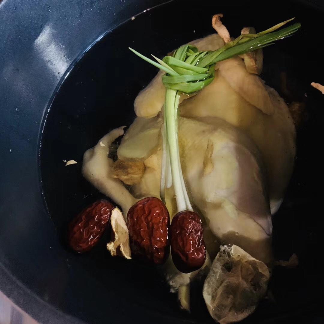 清炖三黄鸡（热菜）