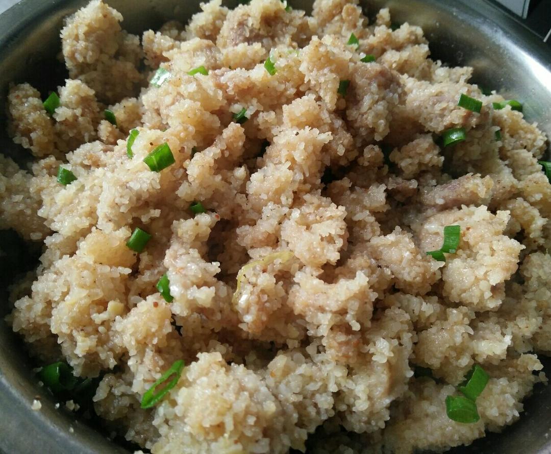 土豆粉蒸肉