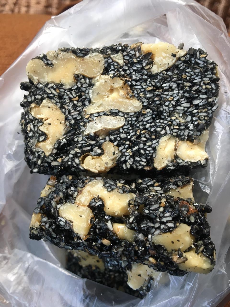 芝麻核桃糖