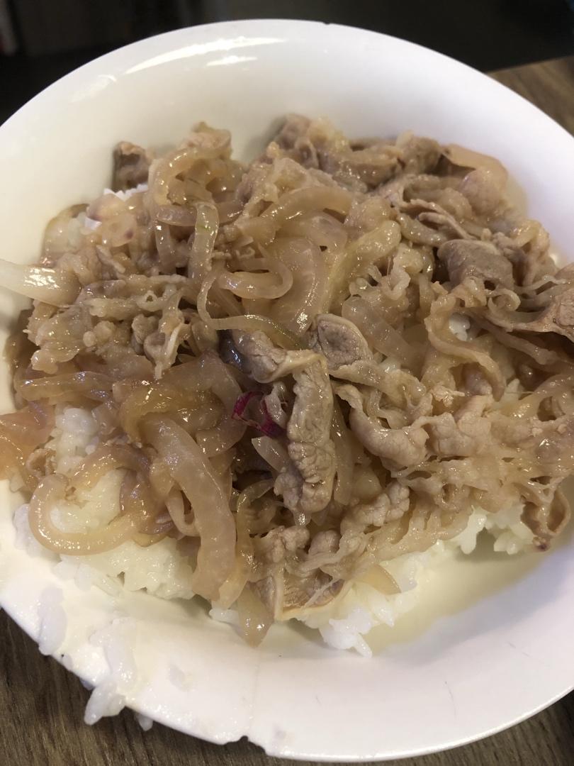 肥牛饭