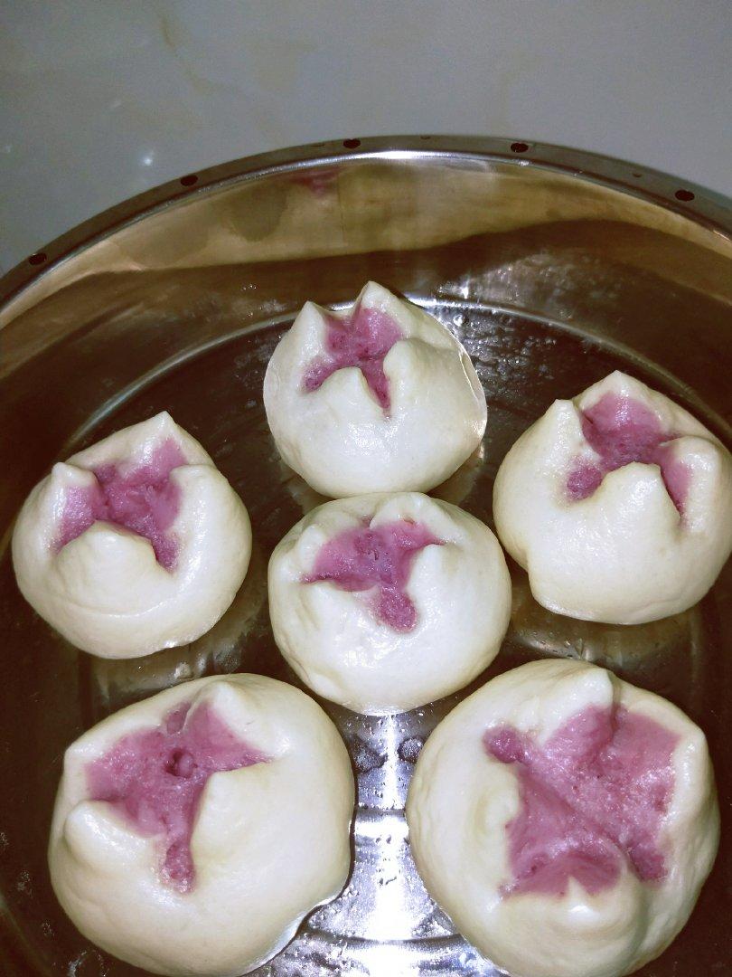 【双色开花紫薯馒头】，馒头也可以有花样儿。