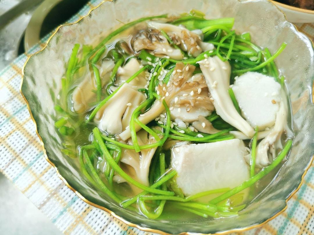 海菜芋头汤