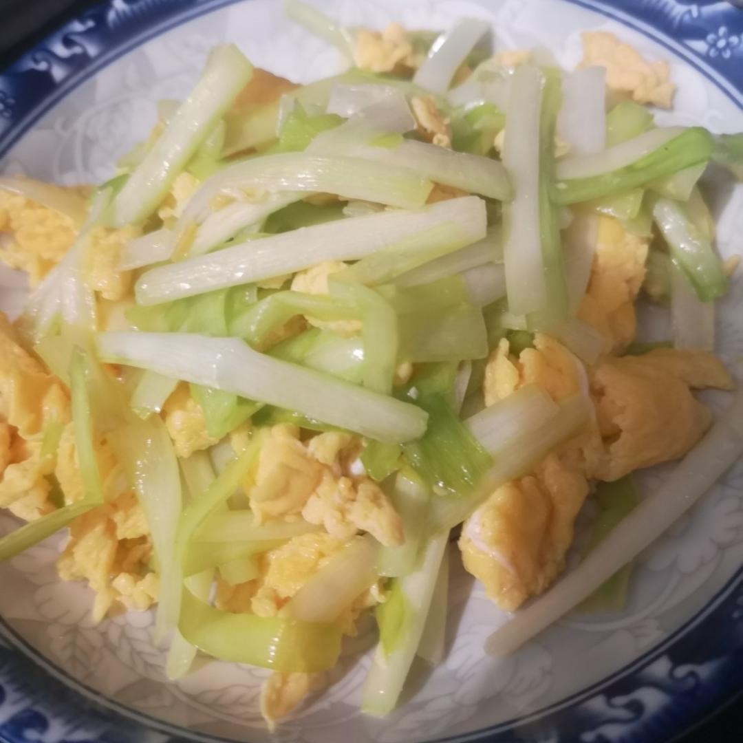 老丁的私房菜－韭黄炒鸡蛋