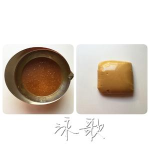 广式月饼—蛋黄莲蓉月饼的做法 步骤1