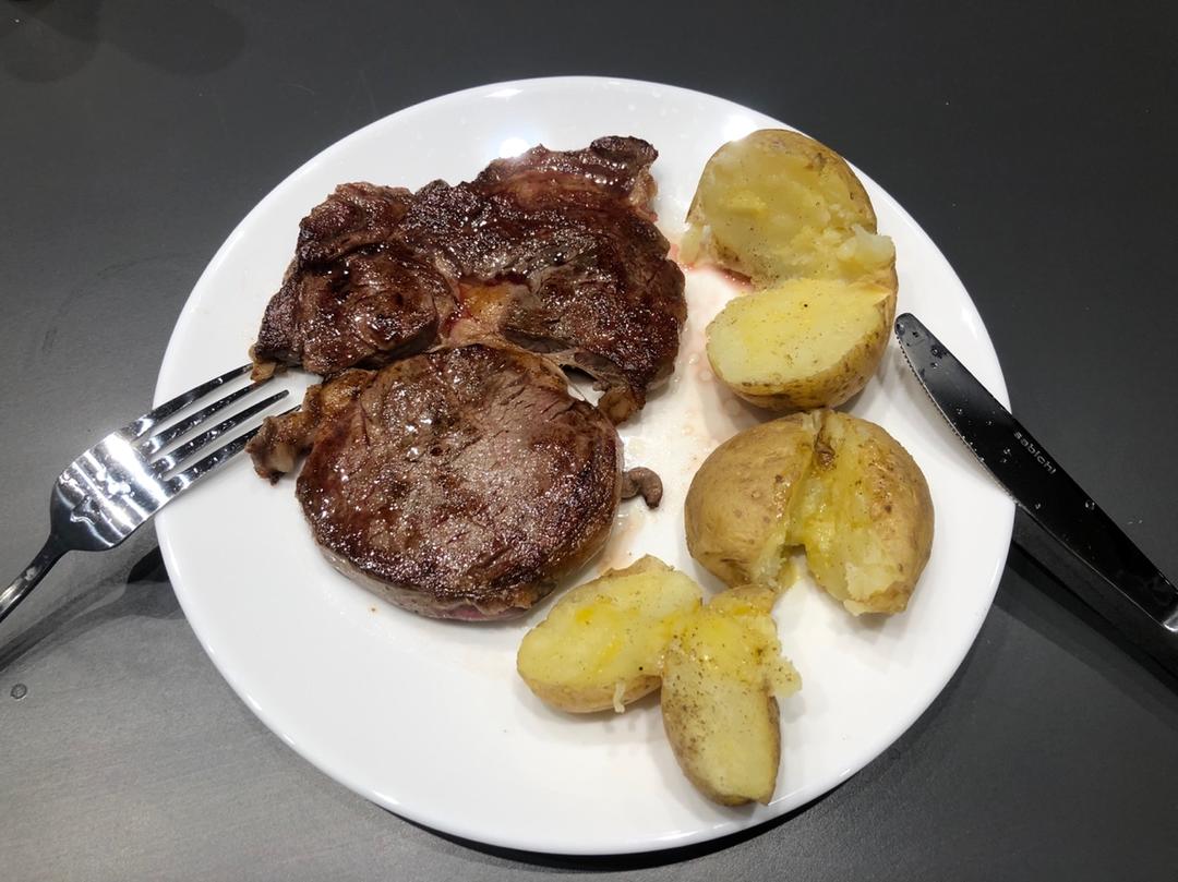 科达·布莱克的超快手烤土豆（微波炉/烤箱）