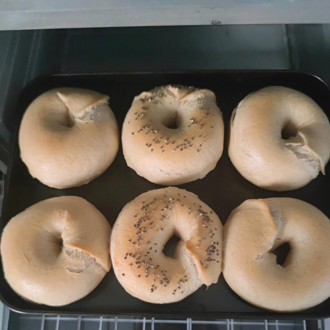 减肥主食 | 无糖的全麦奇亚籽贝果