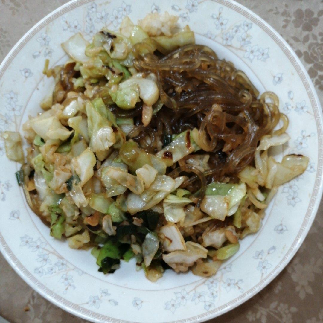 最近爱吃粉丝粉条～包菜炒粉丝