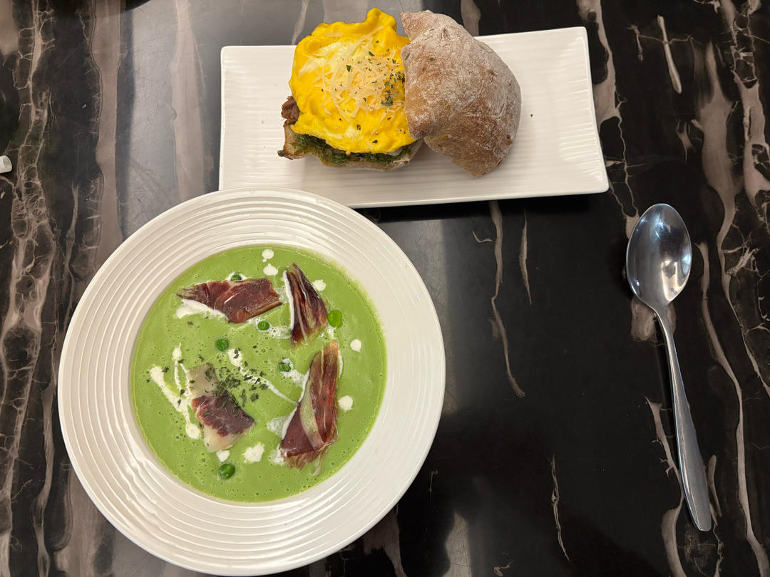 🌿法式豌豆浓汤&蒜香黄油法棍🥇普通食材做出米其林大餐