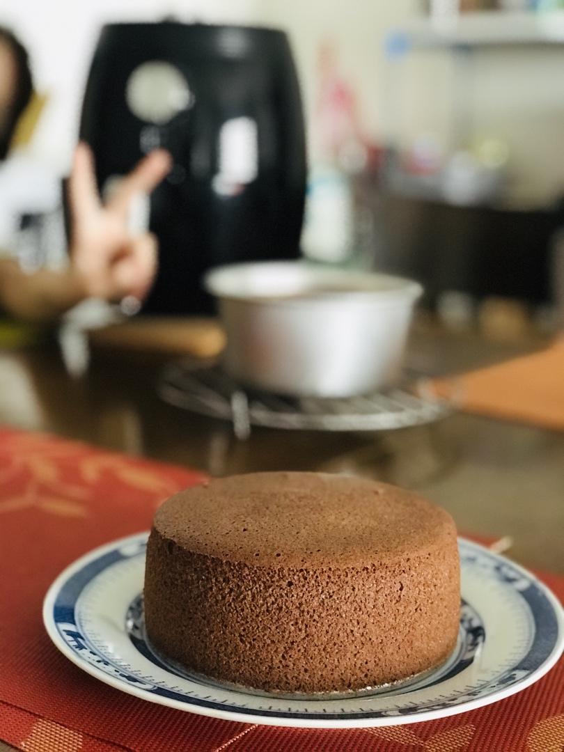 空气炸锅蛋糕 戚风（6寸超详细打蛋/脱模步骤）