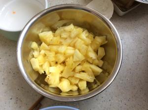 麻麻的味道---菠萝炒饭的做法 步骤1