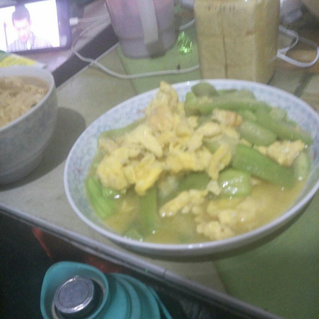 丝瓜炒蛋（快手菜）