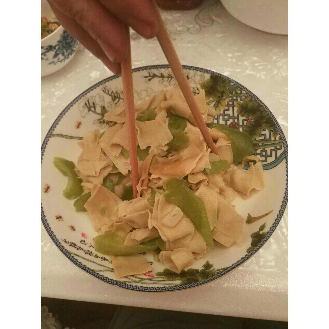 尖椒干豆腐