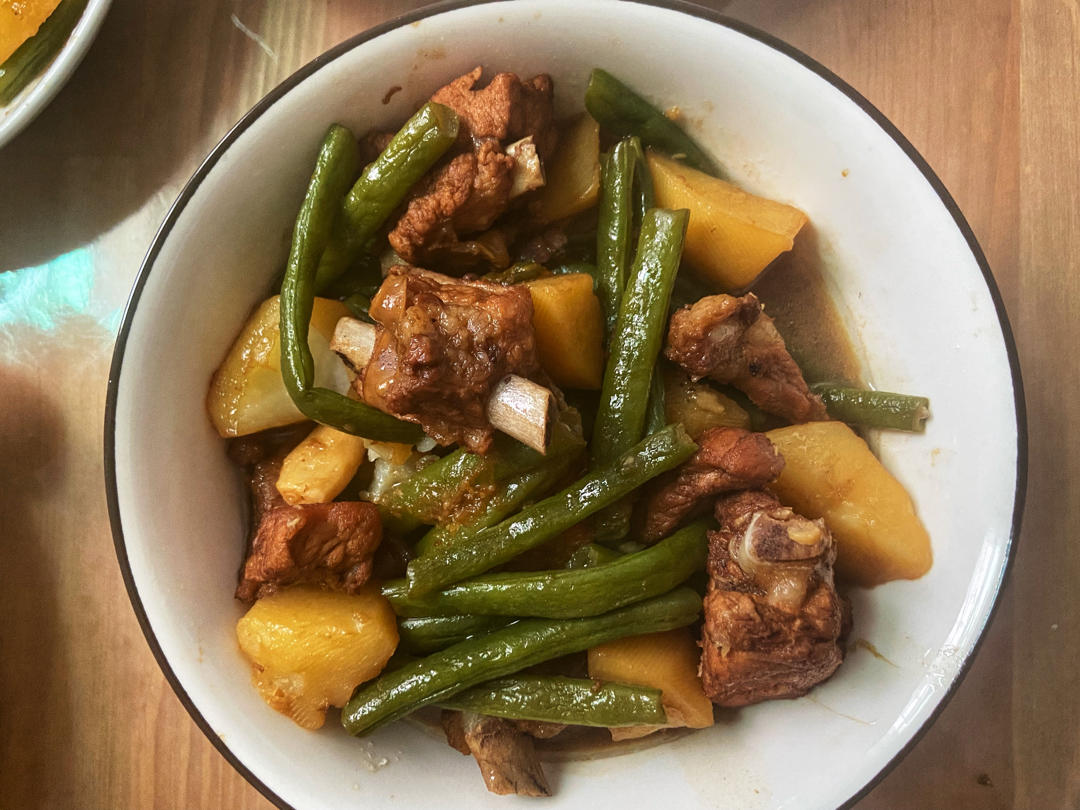 硬菜代表--排骨炖豆角土豆（豆角焖面胚子）