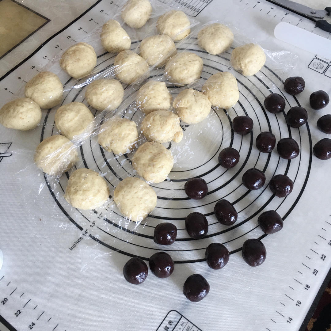 （手揉水合法）卷卷红豆面包🥯🥯（不需手套膜）