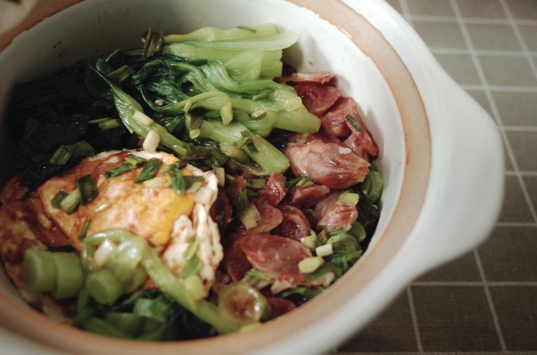 香肠煲仔饭